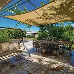Cozy Apartment In Kampor With Wifi Appartement *