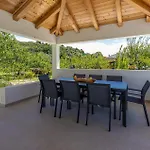 Cozy Apartment In Kampor With Wifi Kampor