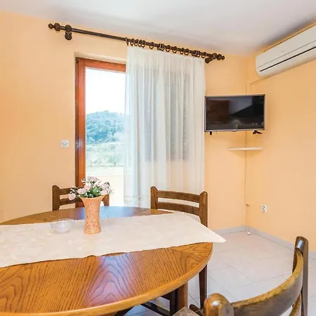 Lovely In With Kitchen Apartment Kampor